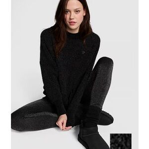 BLACK CHENILLE CREWNECK PULLOVER “Pink” brand.